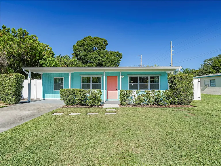 Coastal Lifestyle Home in Vero Beach South property
